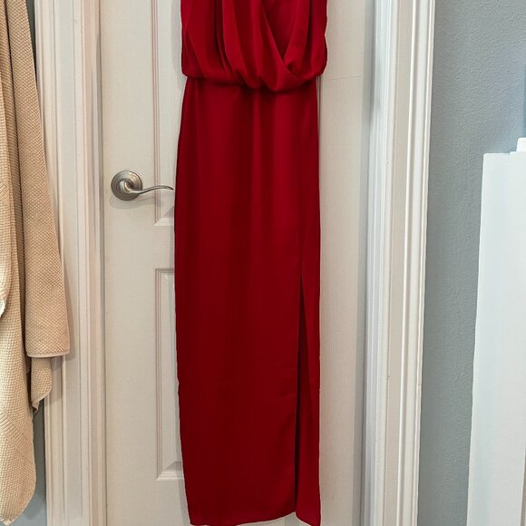 VENUS Size 4 red dress NWOT - Picture 3 of 7